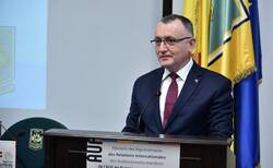 fr01_250x154_crop_478b24840a