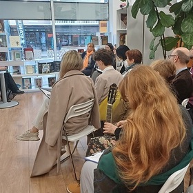 nbu-v-tsentara-otrazyavane-poetichesko-chetene-21-mart-2024-3_280x280_crop_478b24840a