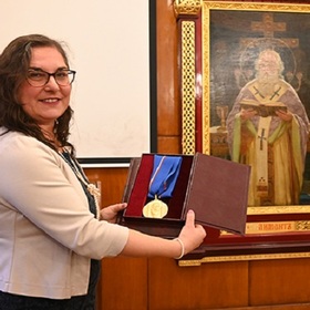 012_280x280_crop_478b24840a