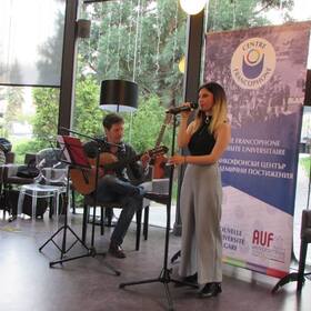 fr05_280x280_crop_478b24840a