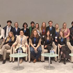 student-zaglavna_280x280_crop_478b24840a