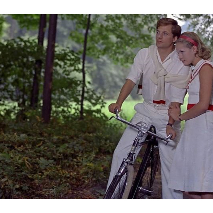 04-04-italy_700x700_crop_478b24840a