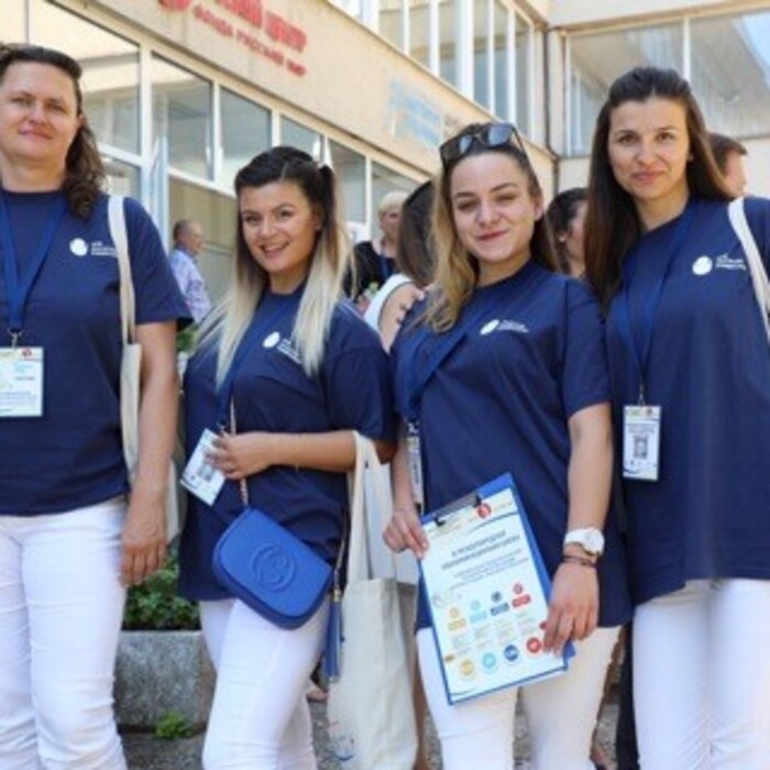 68427200-677293122748595-3334119705282609152-n_700x700_crop_478b24840a